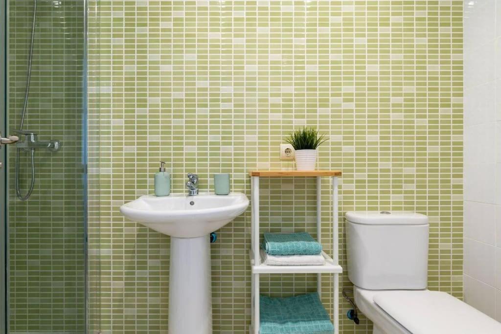 Apartamento Calma Beach Home Torremolinos Esterno foto